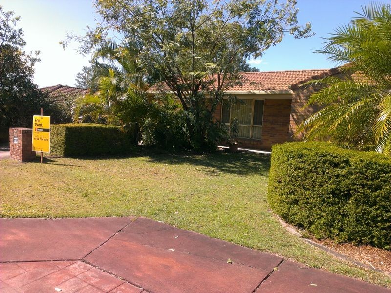 67 Village Way, Oxenford QLD 4210
