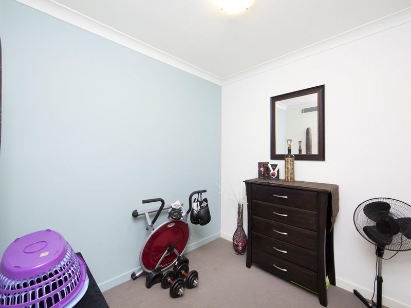 204/430 Marine Parade, Biggera Waters QLD 4216