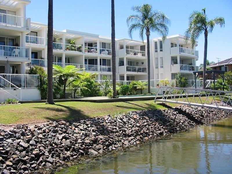 9/52 Back Street, Biggera Waters QLD 4216