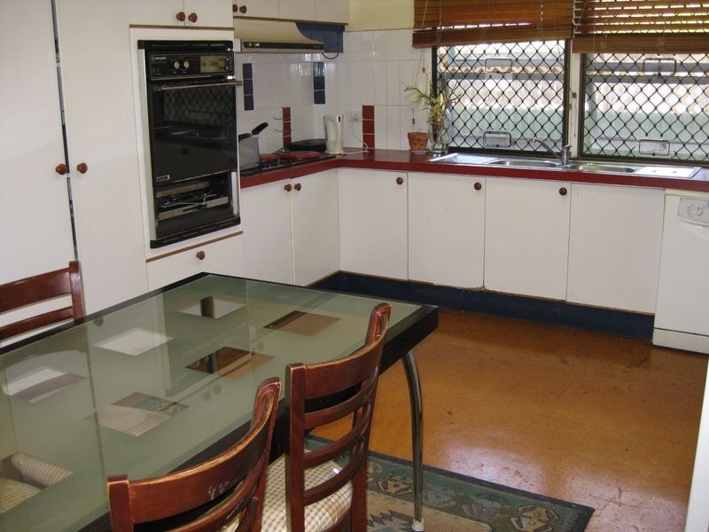 84 Central Street, Labrador QLD 4215