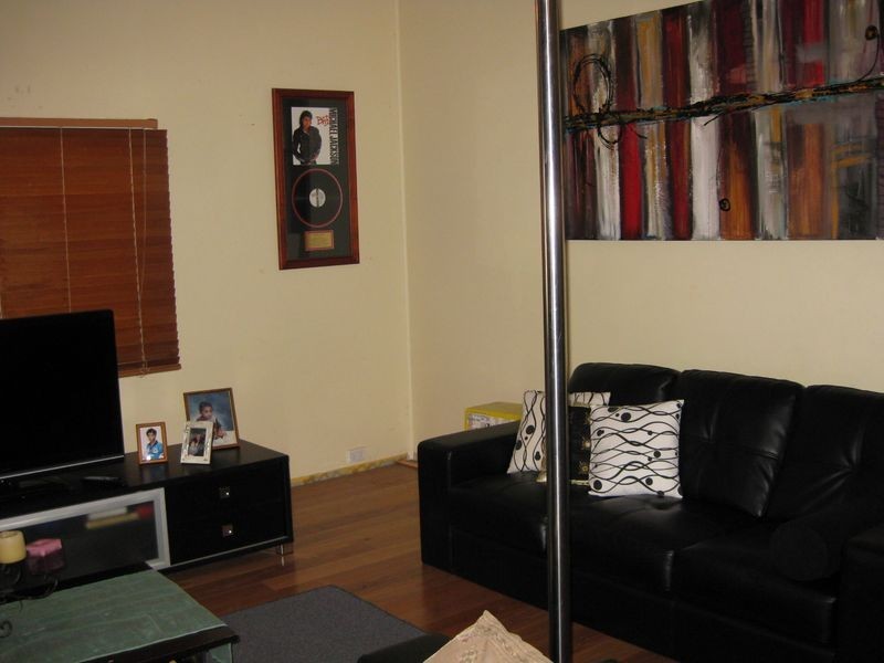 84 Central Street, Labrador QLD 4215