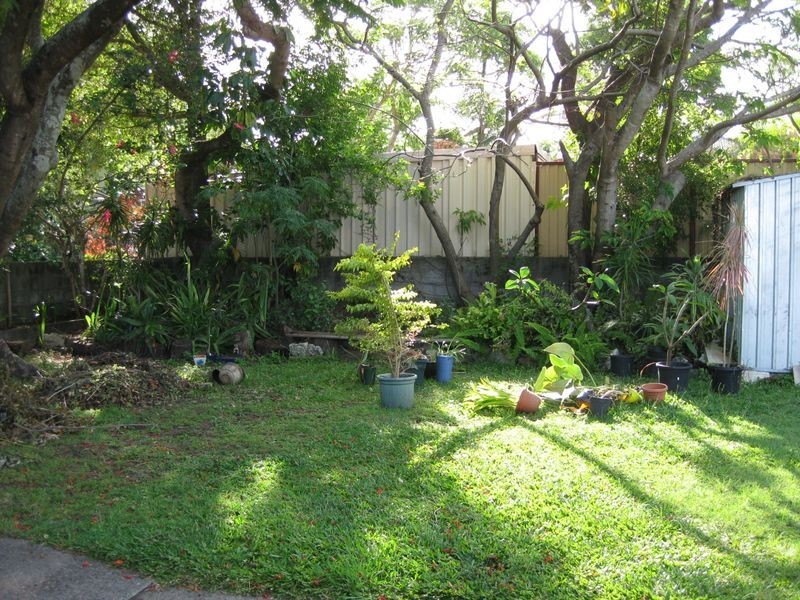 84 Central Street, Labrador QLD 4215