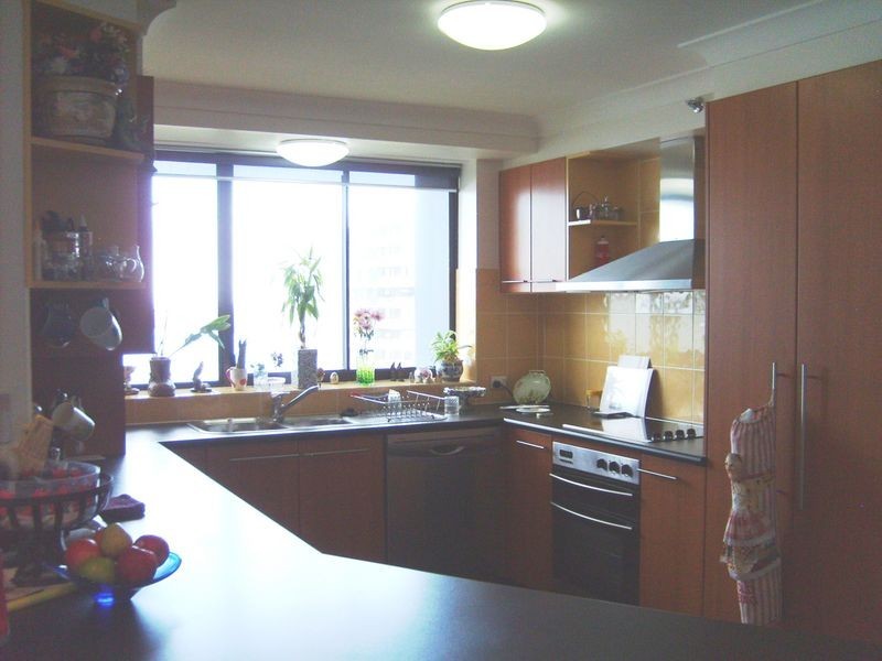 50/21 Bayview Street, Runaway Bay QLD 4216