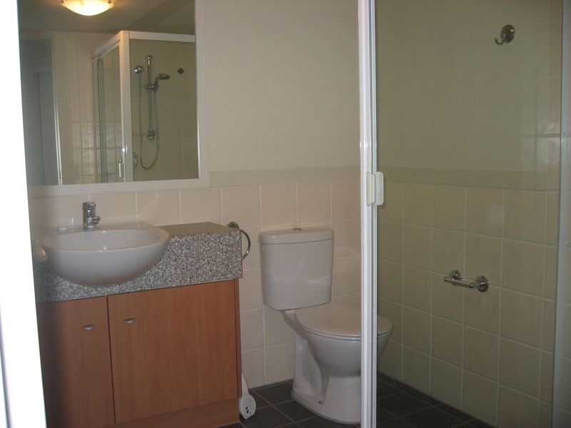 324/392 Marine Parade, Labrador QLD 4215