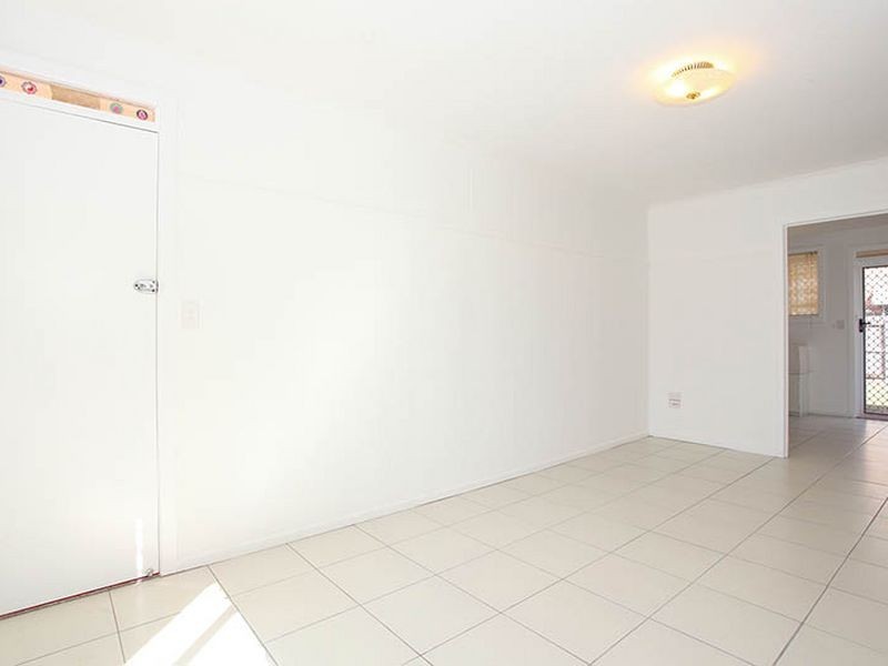 2/8 Phillip Street, Labrador QLD 4215