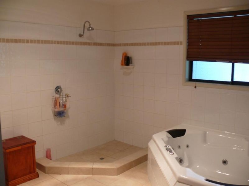 133 Wilson Street, Labrador QLD 4215