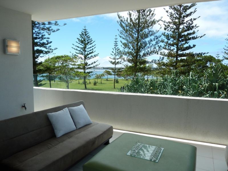 204/230 Marine Parade, Labrador QLD 4215