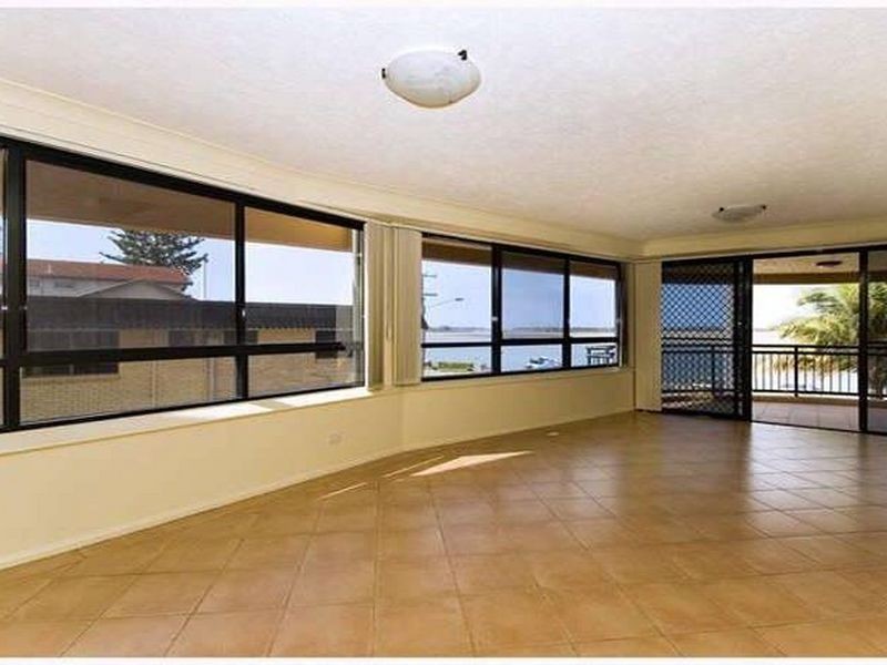 5/274 Marine Parade, Labrador QLD 4215