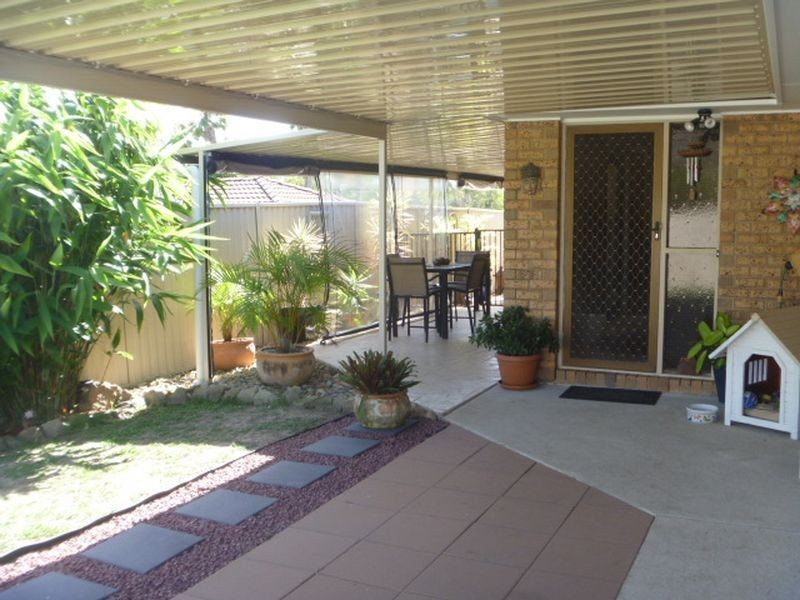 2/5 Morinda Way, Labrador QLD 4215