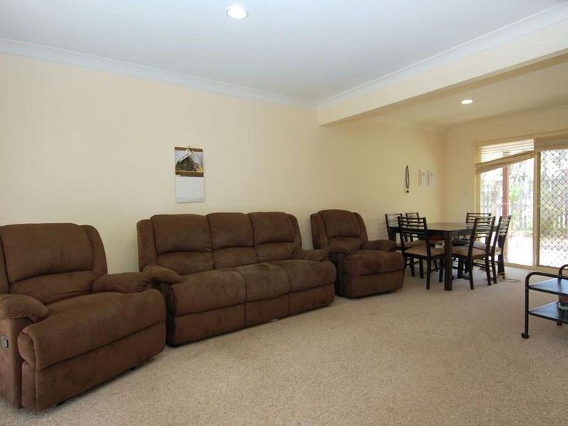 17/62-64 Brown Street, Labrador QLD 4215