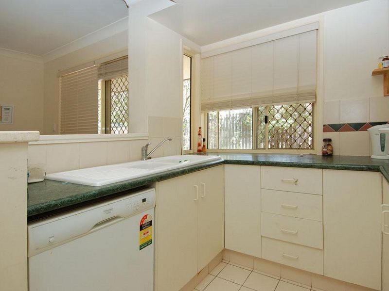 17/62-64 Brown Street, Labrador QLD 4215