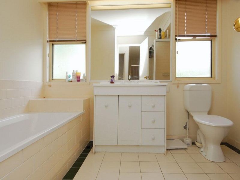 17/62-64 Brown Street, Labrador QLD 4215