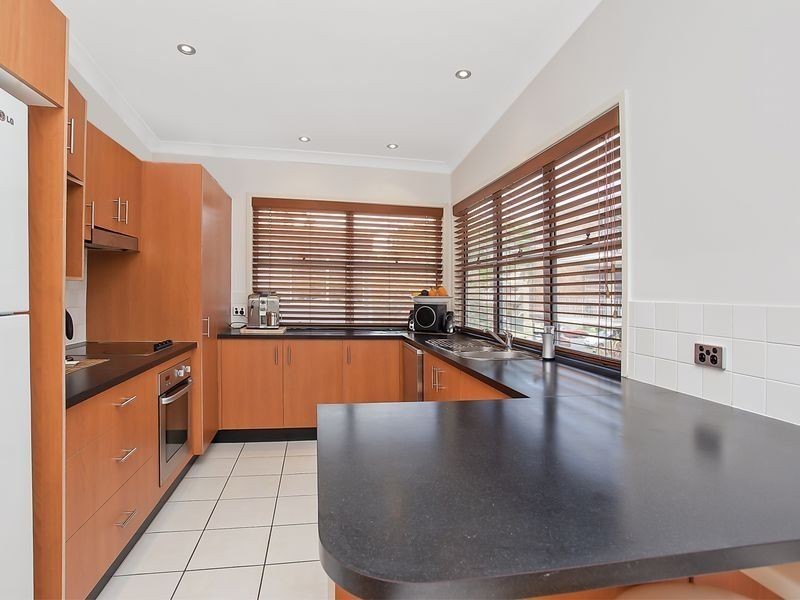 6/29 Proud Street, Labrador QLD 4215