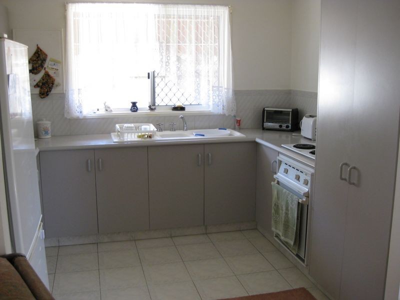 2/12 Coventry Court, Labrador QLD 4215