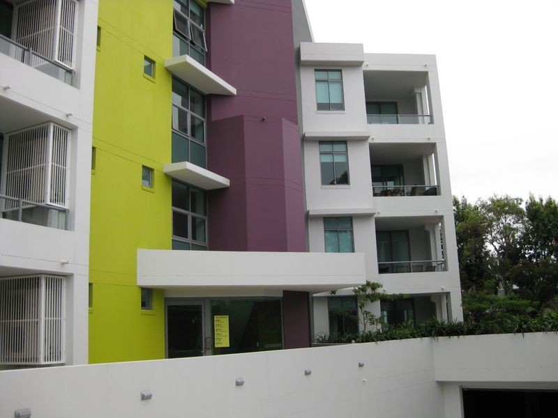 A13/28 Bayview Street, Runaway Bay QLD 4216