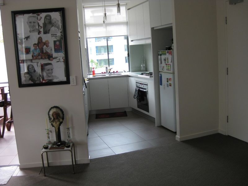 A13/28 Bayview Street, Runaway Bay QLD 4216