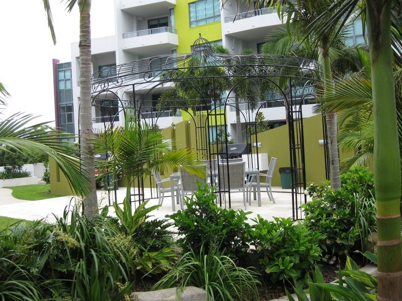 A13/28 Bayview Street, Runaway Bay QLD 4216