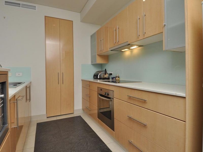 6/27 Madang Street, Runaway Bay QLD 4216