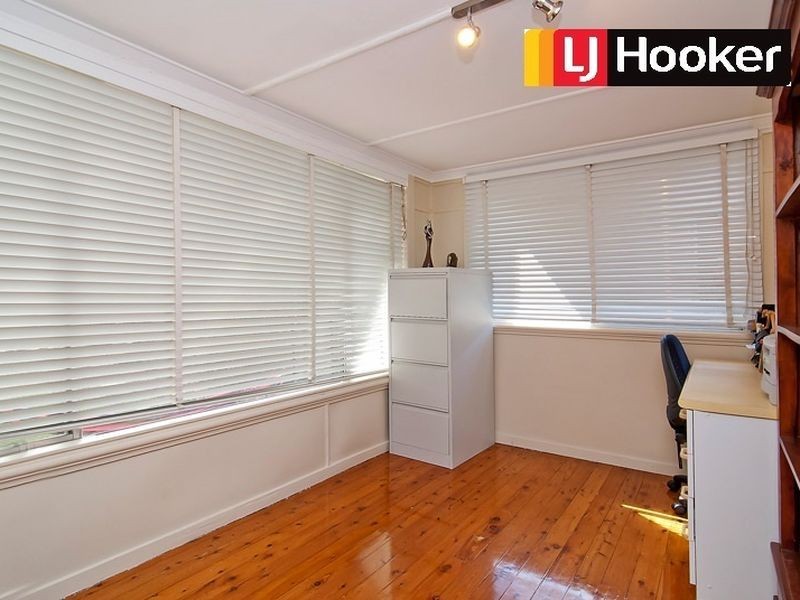 495 Pine Ridge Road, Runaway Bay QLD 4216