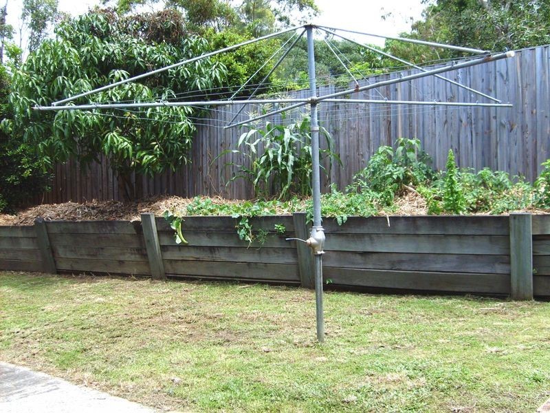 4 Penrock Parade, Labrador QLD 4215