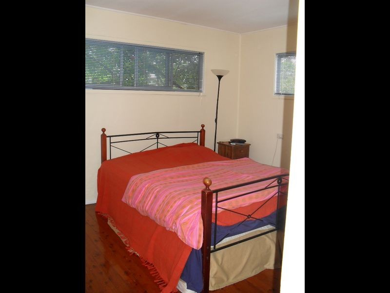 17 Harris Street, Labrador QLD 4215