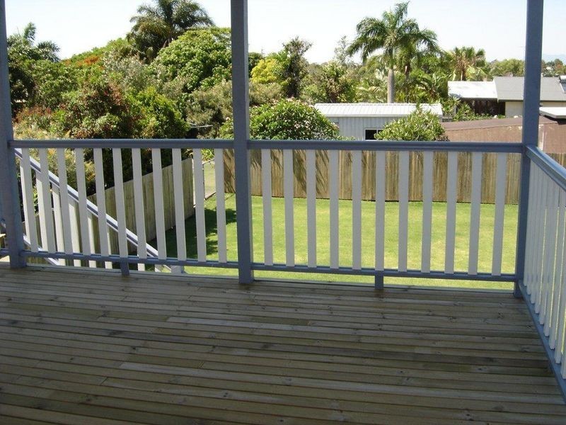 50 Central Street, Labrador QLD 4215