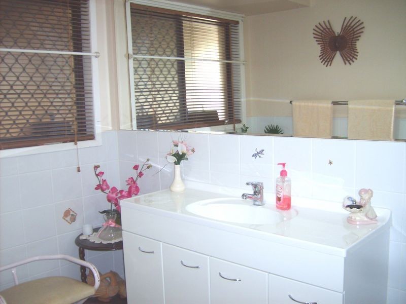 1/18 Stephenson Street, Labrador QLD 4215