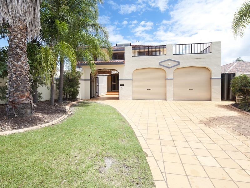 6 Thompson Street, Biggera Waters QLD 4216