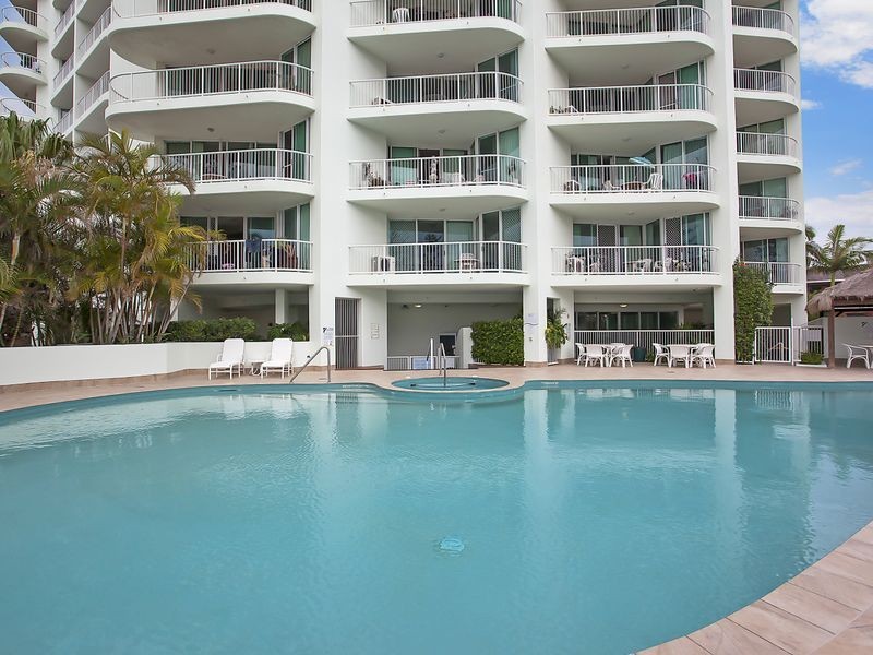 1401/182 Marine Parade, Labrador QLD 4215