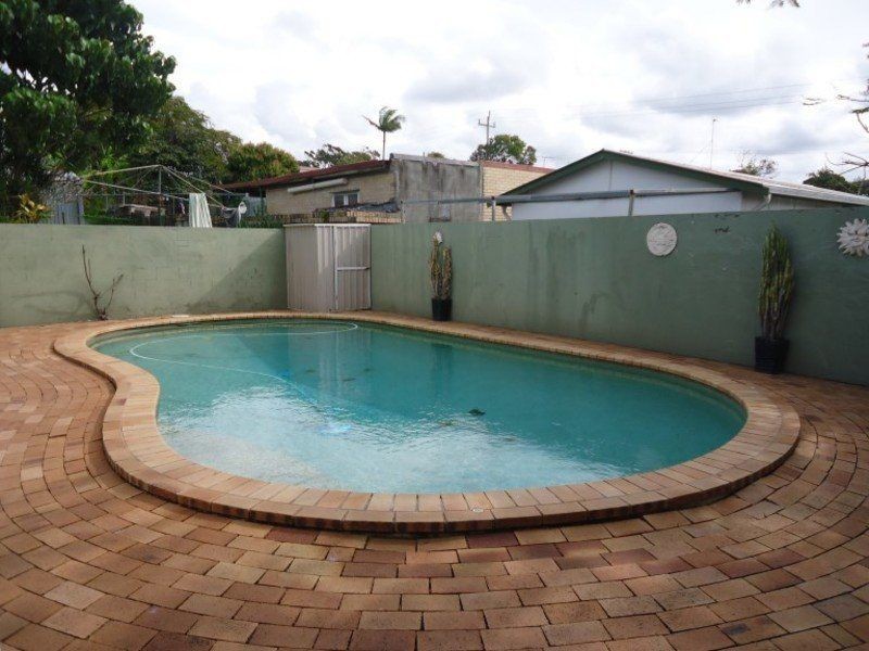 Labrador QLD 4215