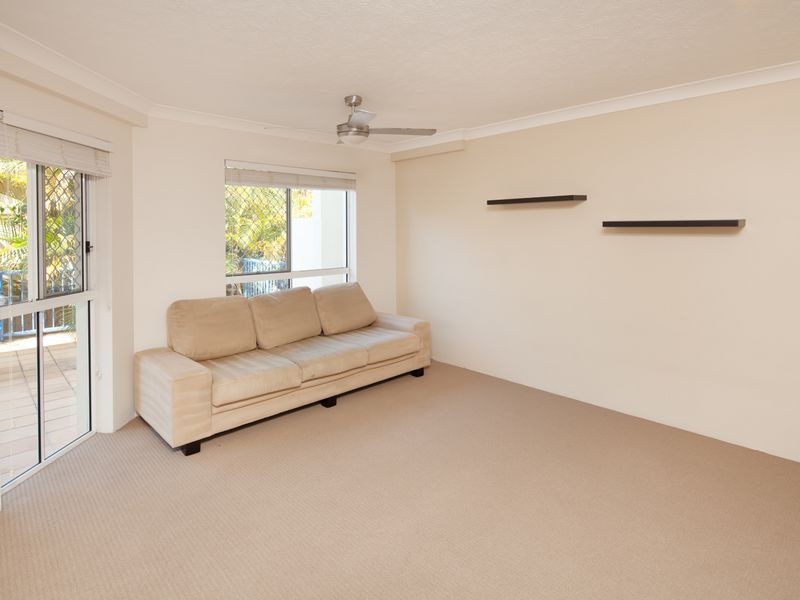 11/3-5 Norman Street, Southport QLD 4215