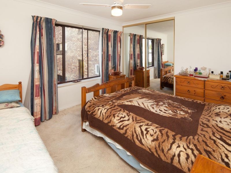 5/6 Broad Street, Labrador QLD 4215