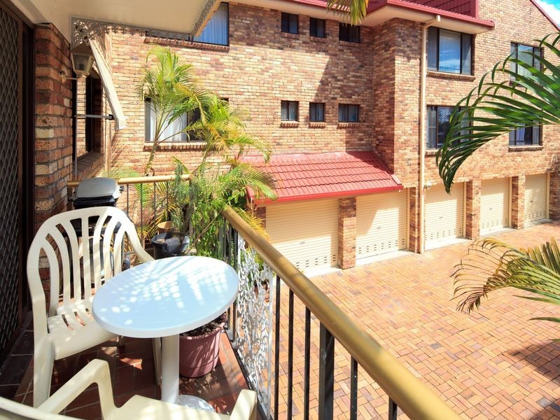 5/6 Broad Street, Labrador QLD 4215