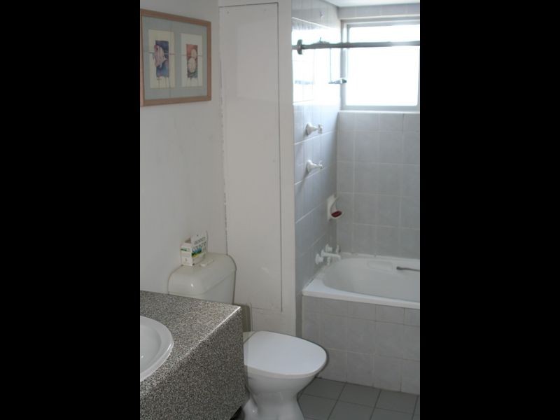 614/2 Barney Street, Southport QLD 4215