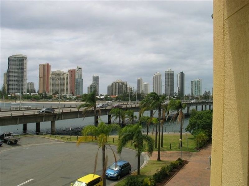 316/2 Barney Street, Southport QLD 4215