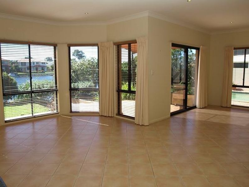 31 Prosperity Drive, Helensvale QLD 4212