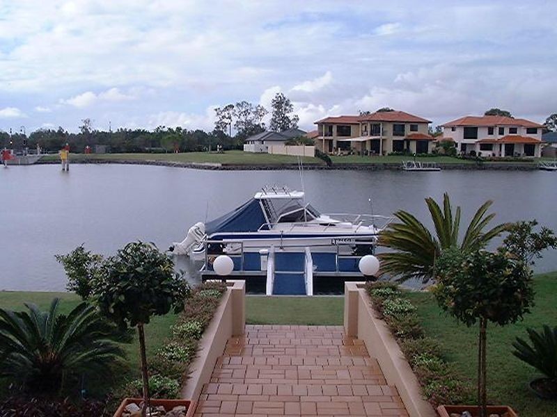 31 Prosperity Drive, Helensvale QLD 4212