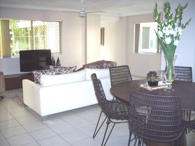 1/418 Marine Parade, Biggera Waters QLD 4216