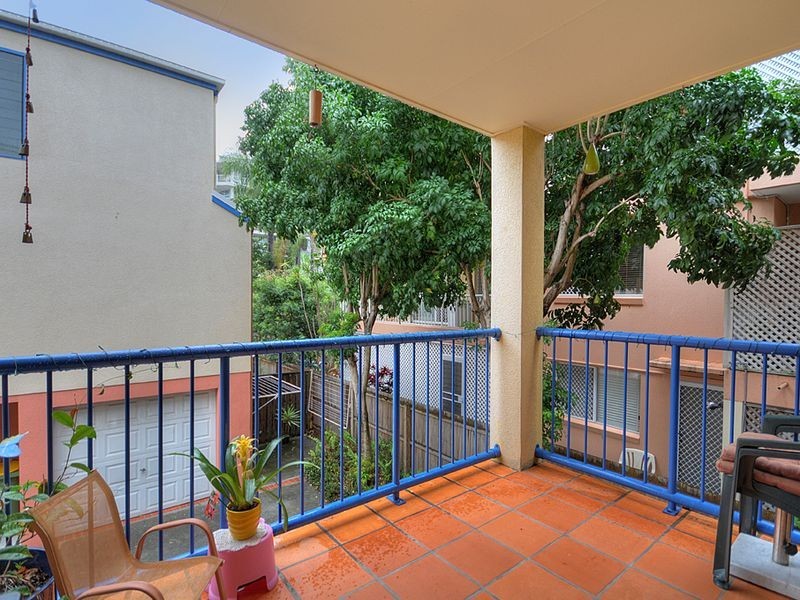 4/12 Brighton Street, Biggera Waters QLD 4216
