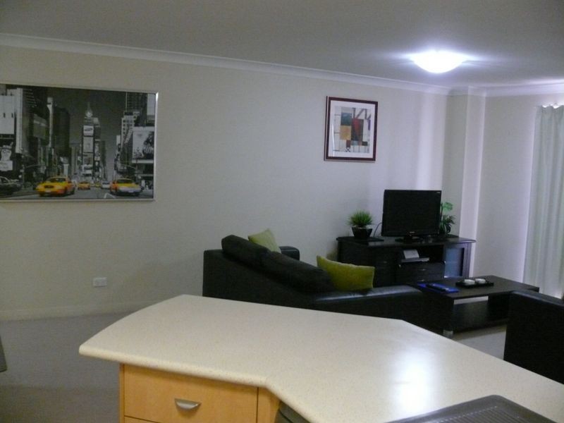 125/392 Marine Parade, Labrador QLD 4215