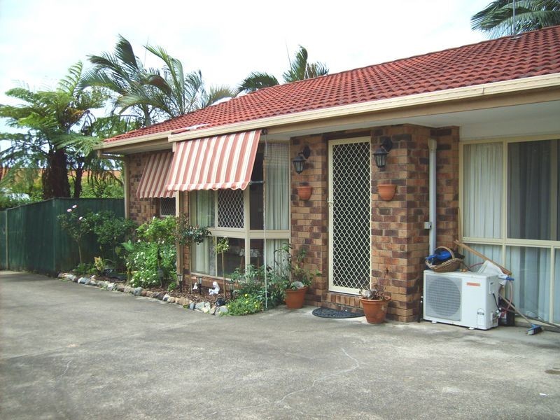 1/7 Stephanie Court, Labrador QLD 4215
