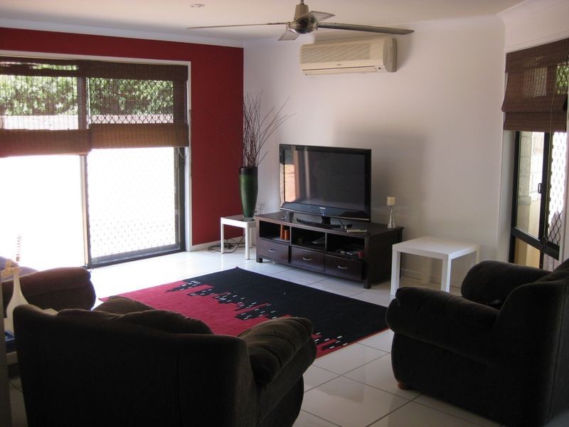 77/24 Amsonia Court, Arundel QLD 4214