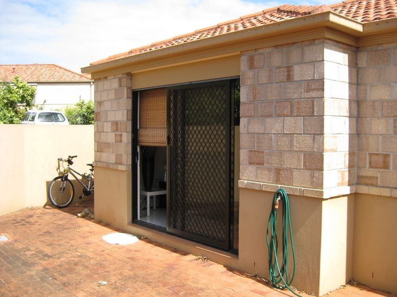 77/24 Amsonia Court, Arundel QLD 4214