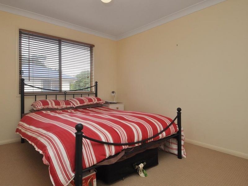 2/15 Harley Street, Labrador QLD 4215