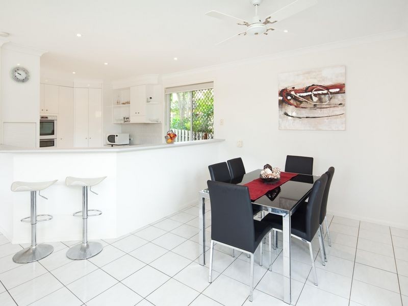 7 Benalla Court, Parkwood QLD 4214