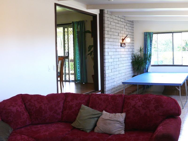 152 Government Road, Labrador QLD 4215