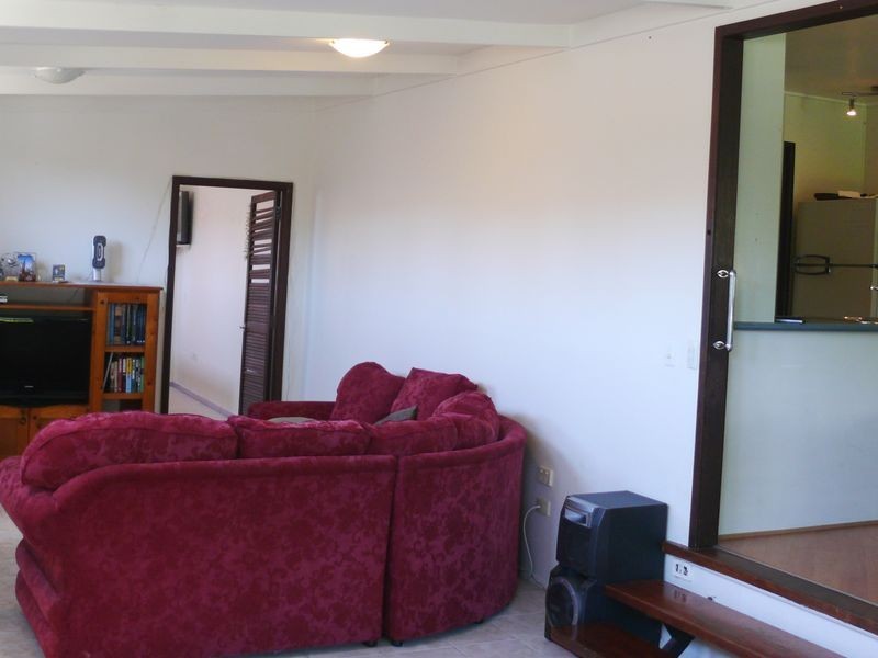 152 Government Road, Labrador QLD 4215