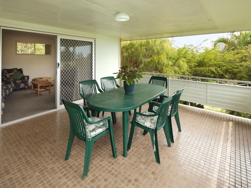 17 Gilmour Lane, Southport QLD 4215