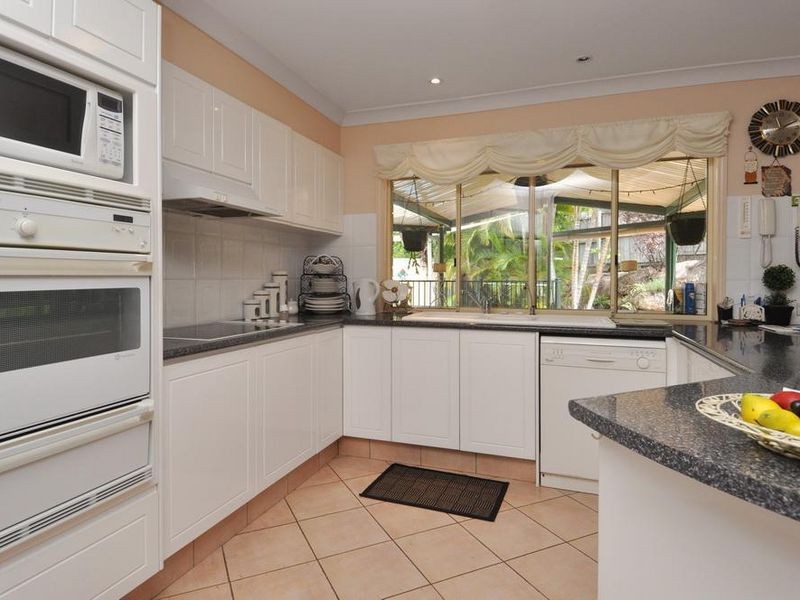 15 Ballybunion Drive, Parkwood QLD 4214