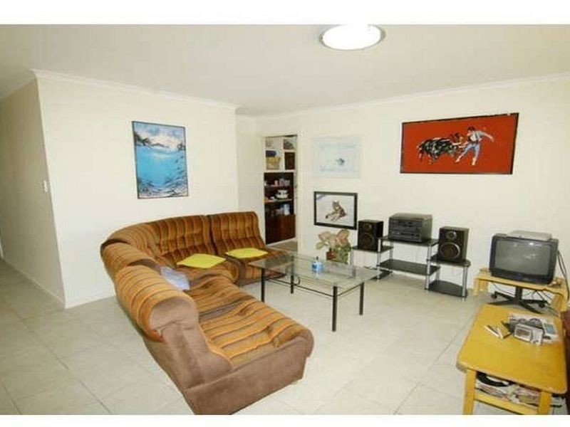 3/153 Government Road, Labrador QLD 4215